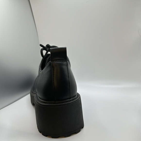 BLACK OXFORD SZ 9 Madden Girl brand new chunky heels four laces closed in shoes - Picture 9 of 11